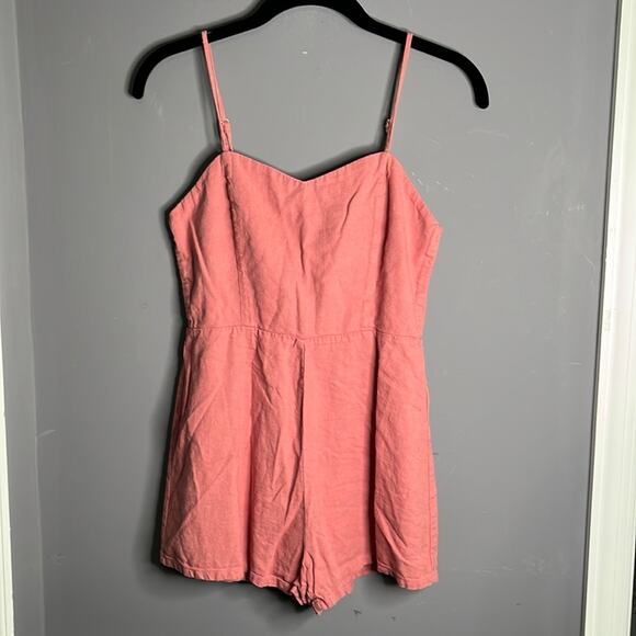 Forever 21 Pink Spaghetti Strap Romper Size Small - Picture 9 of 9